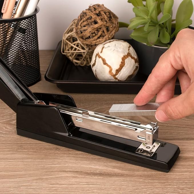 Swingline Stapler, 30 Sheet Capacity, 747 Classic Stapler, Jam Free - Image 9