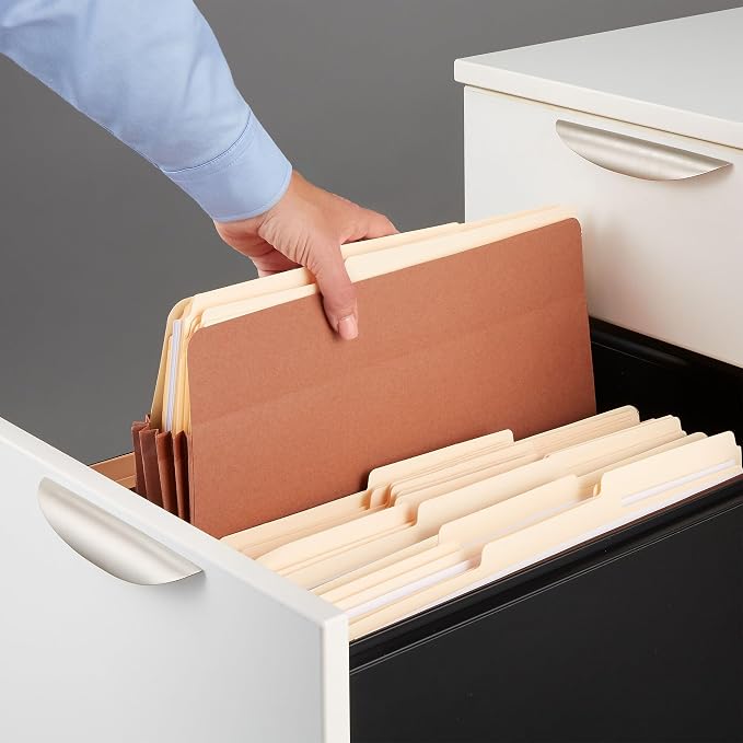 Staples Recycled Reinforced File Pockets, Legal Size, 5.25‑Inch Expansion - Image 3