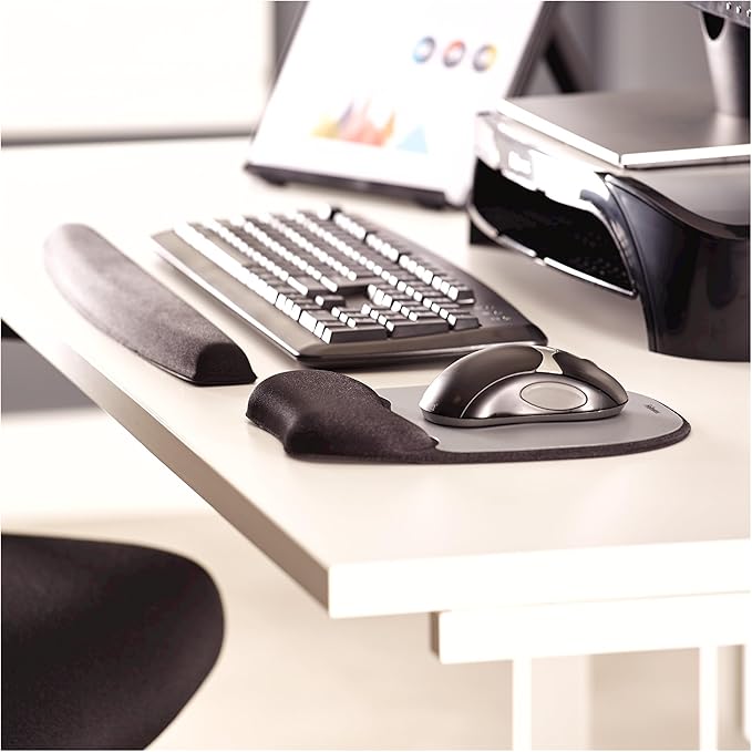 Fellowes Memory Foam Keyboard Wrist Rest - Image 4