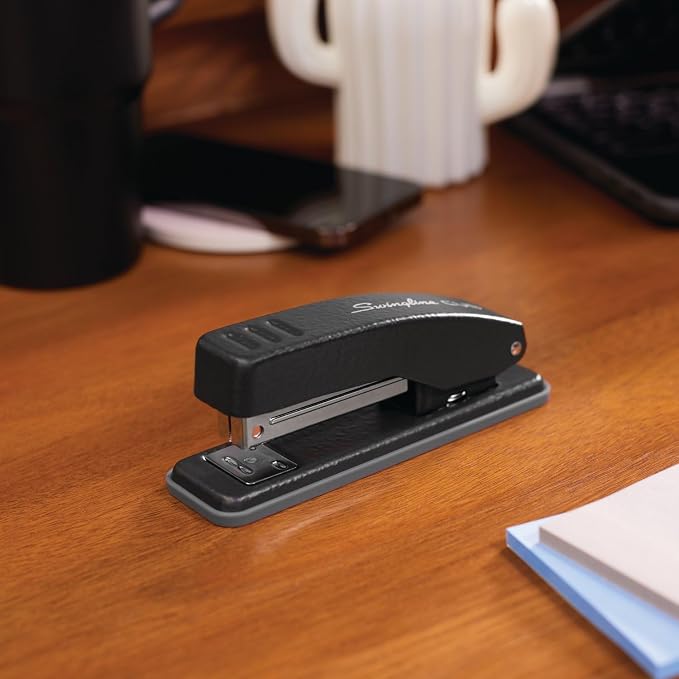 Swingline Stapler, Cub Compact Desktop Stapler, 20 Sheet Capacity, Matte Black - Image 2