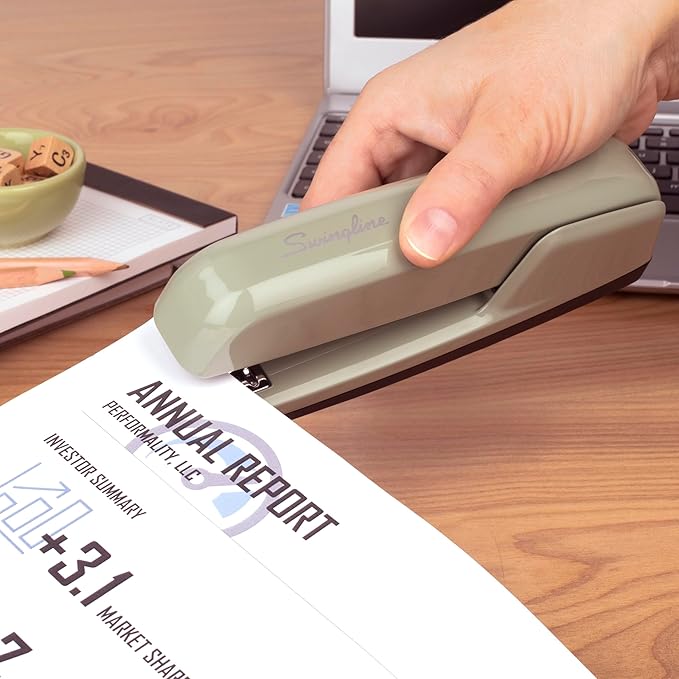 Swingline Stapler, 30 Sheet Capacity, 747 Business Stapler, Jam Free - Image 3