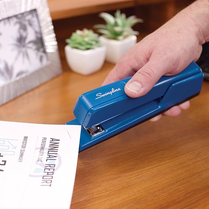 Swingline Stapler, 30 Sheet Capacity, 747 Classic Desktop Stapler, Jam Free - Image 6