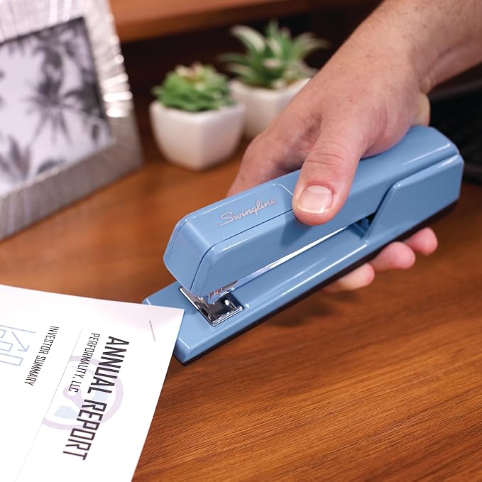 Swingline 747 Classic Stapler, 30 Sheet Capacity, Jam Free, Electric Blue - Image 8