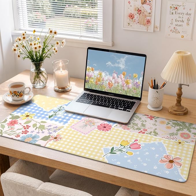iCasso Aesthetic Checkered Desk Mat - Image 8
