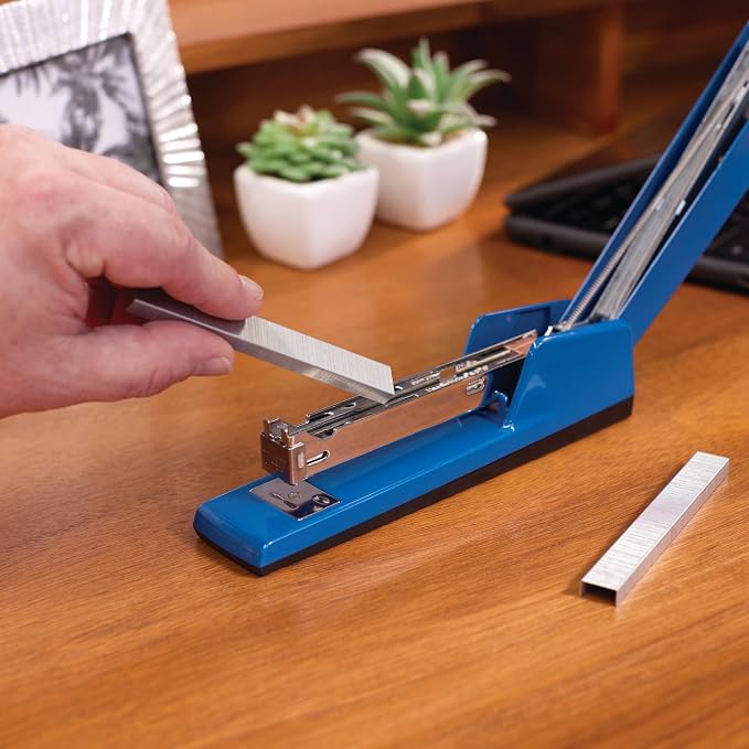 Swingline Stapler, 30 Sheet Capacity, 747 Classic Desktop Stapler, Jam Free - Image 4