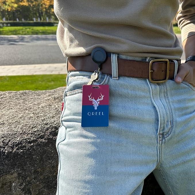 QREEL Retractable Badge Holder - Image 5