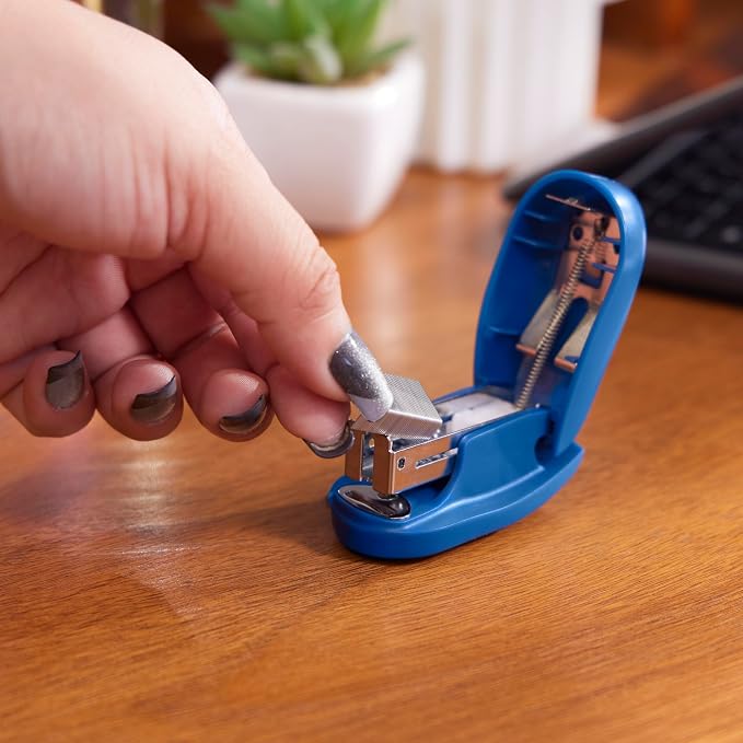Swingline Mini Stapler, 12 Sheet Capacity, includes Built-In Staple Remover & - Image 4