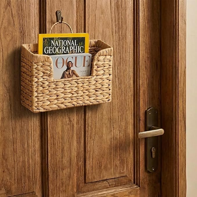 Magazine Holder Wall Basket Water Hyacinth Woven Mail Organizer, Wicker Wall - Image 7