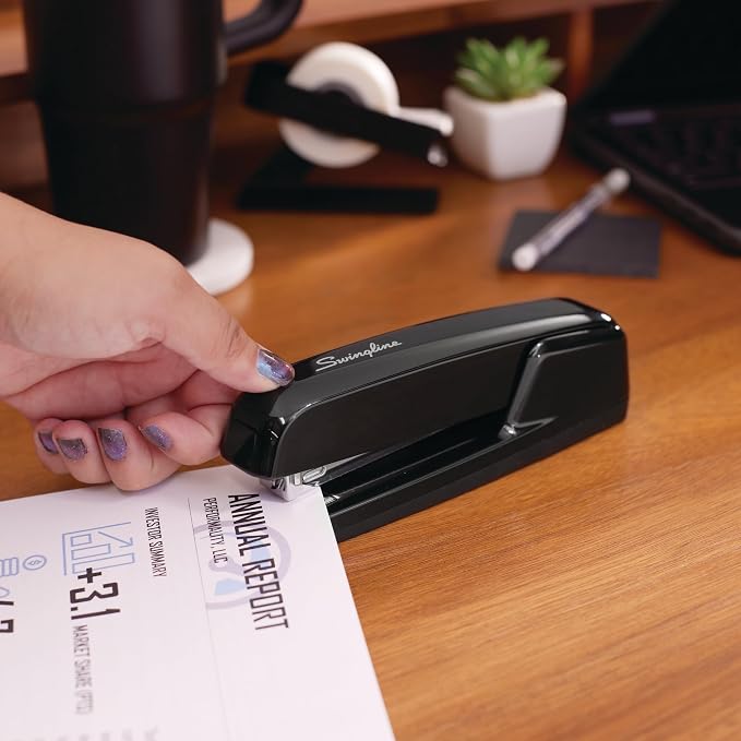 Swingline Stapler, 30 Sheet Capacity, 747 Business Stapler, Jam Free - Image 2