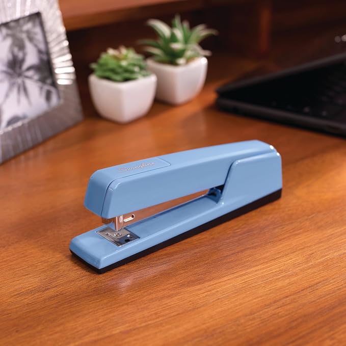 Swingline 747 Classic Stapler, 30 Sheet Capacity, Jam Free, Electric Blue - Image 7