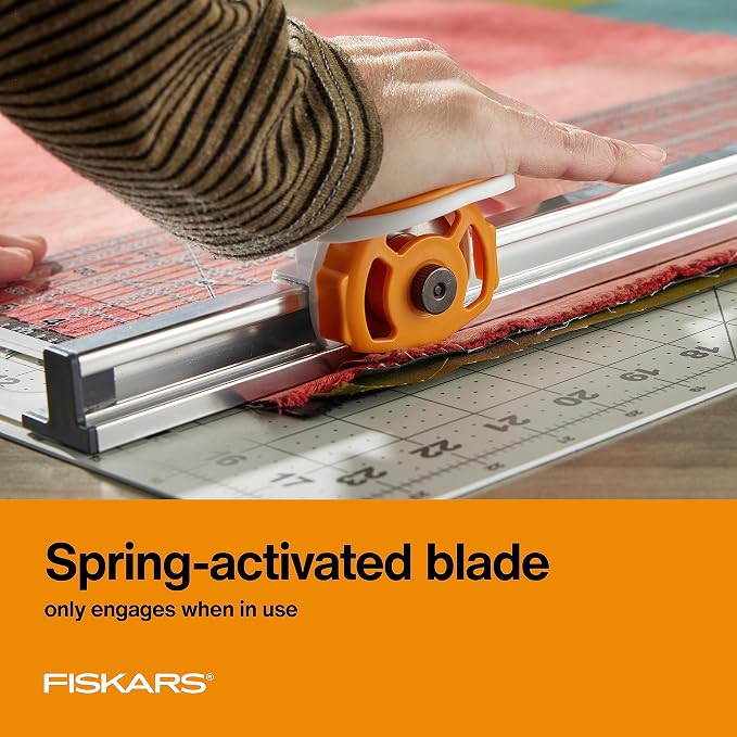 Fiskars Rotary Cutter and Ruler, Quilting Ruler, Rotary Cutter - Image 3